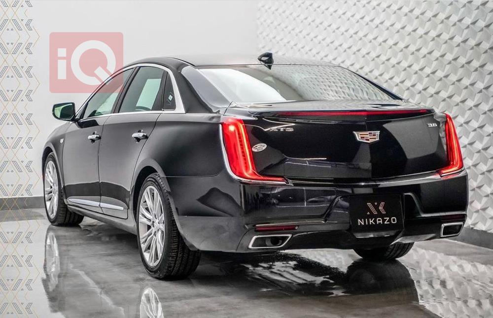 كاديلاك XTS